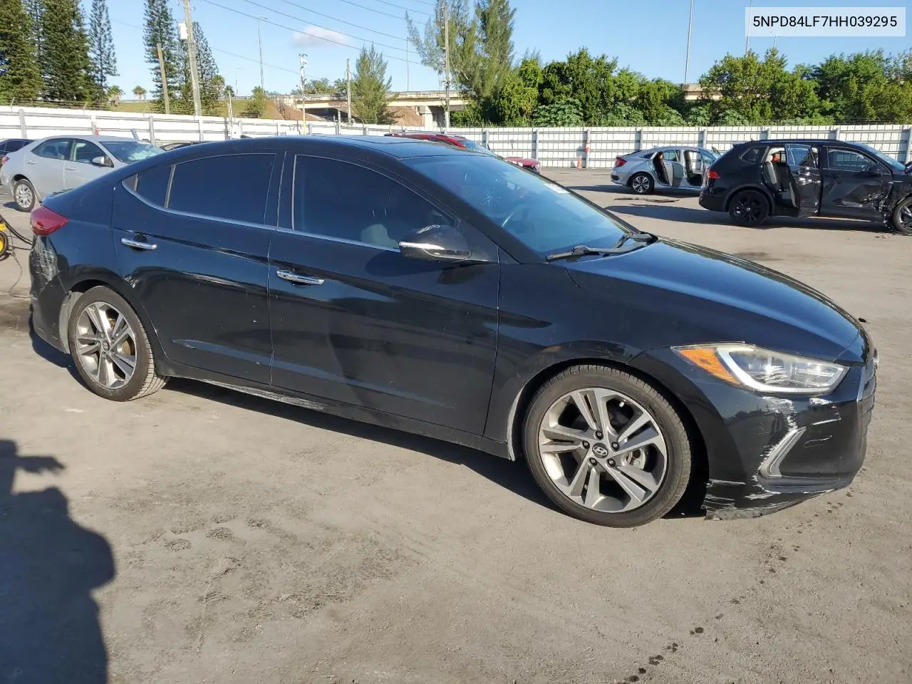5NPD84LF7HH039295 2017 Hyundai Elantra Se