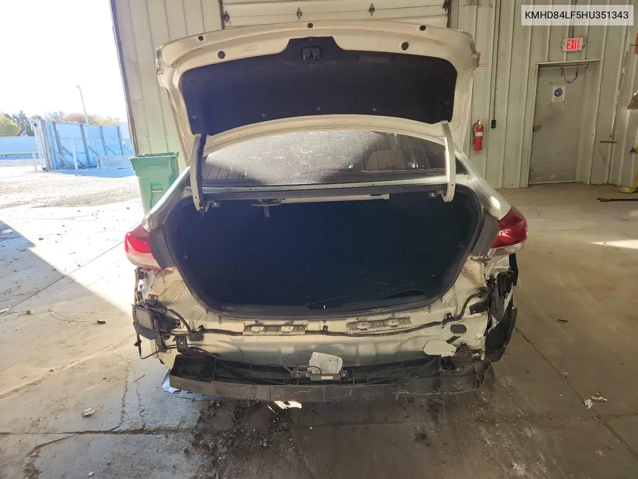 KMHD84LF5HU351343 2017 Hyundai Elantra Se