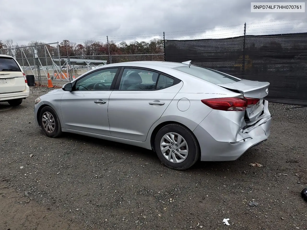5NPD74LF7HH070761 2017 Hyundai Elantra Se