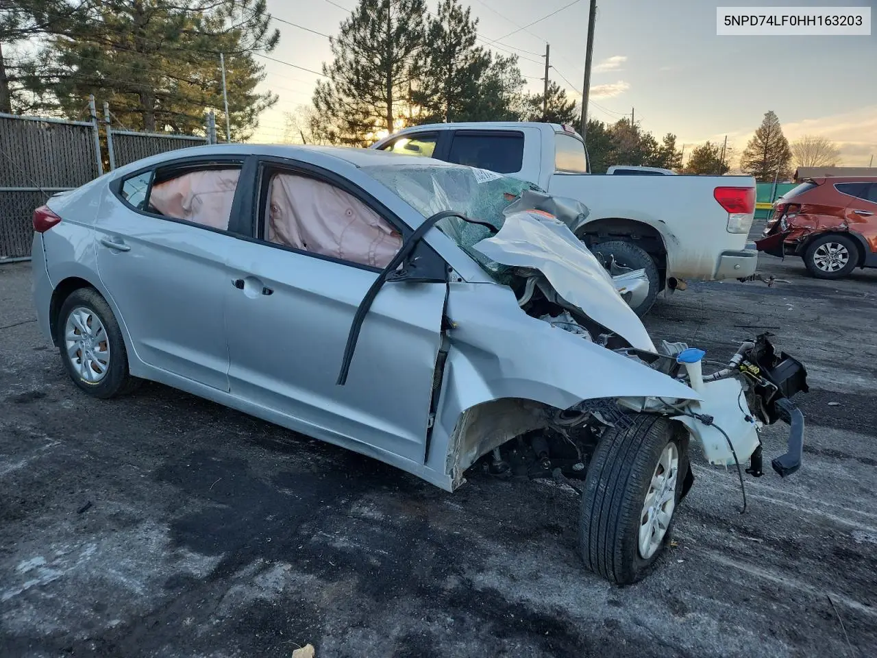 5NPD74LF0HH163203 2017 Hyundai Elantra Se