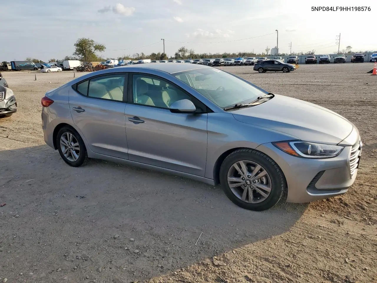 5NPD84LF9HH198576 2017 Hyundai Elantra Se