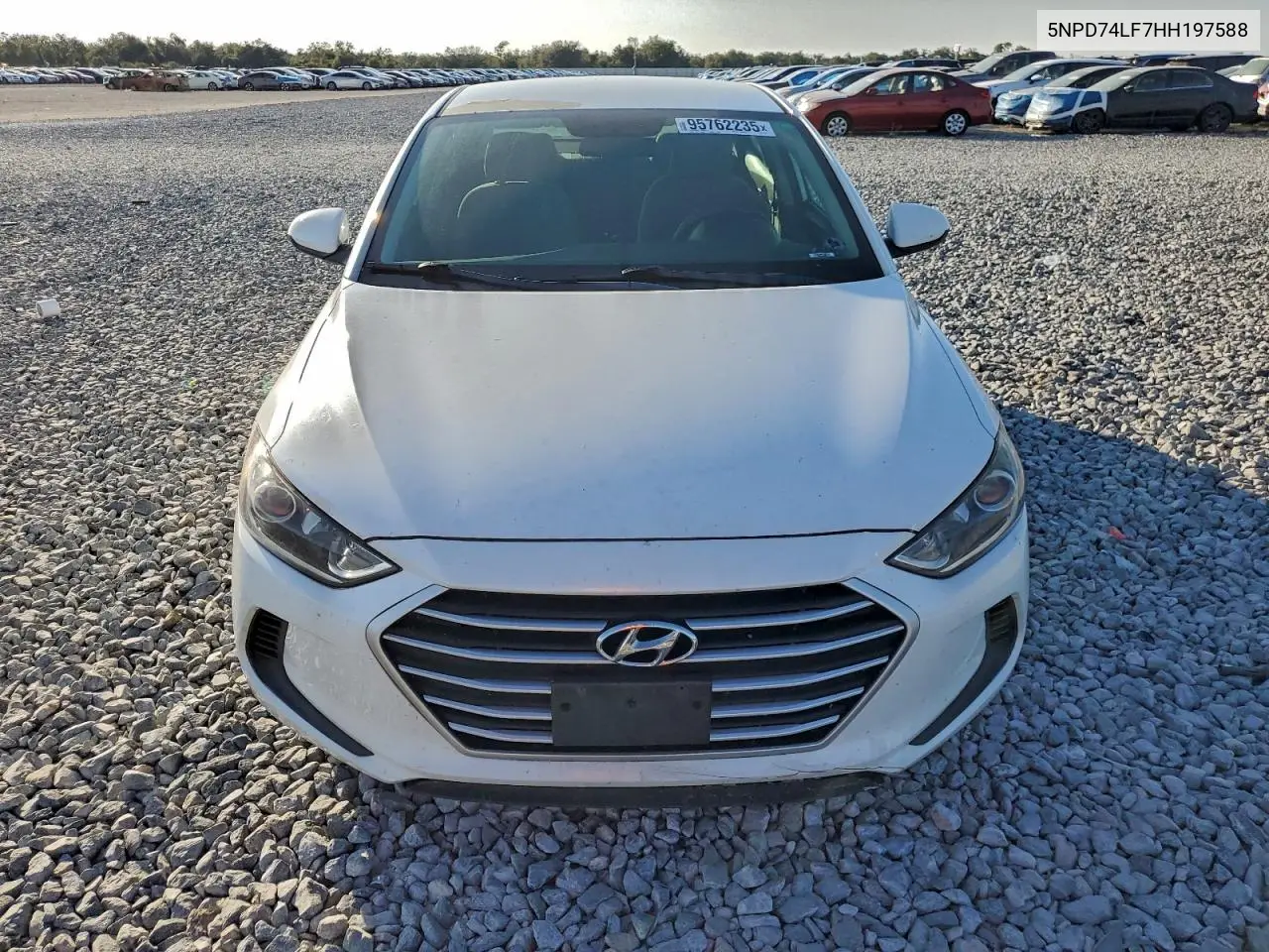 5NPD74LF7HH197588 2017 Hyundai Elantra Se