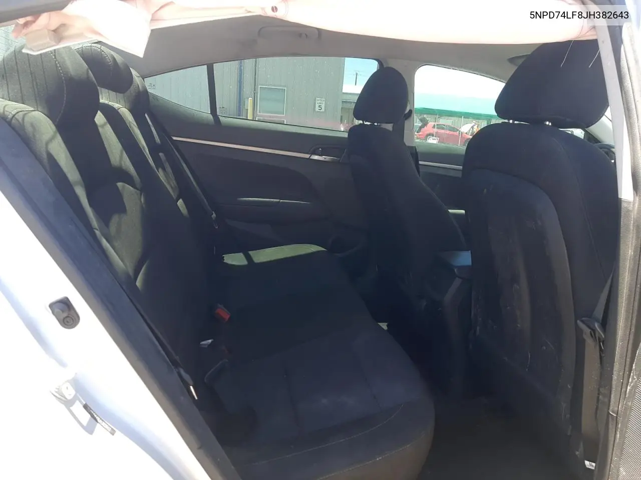 5NPD74LF8JH382643 2018 Hyundai Elantra Se