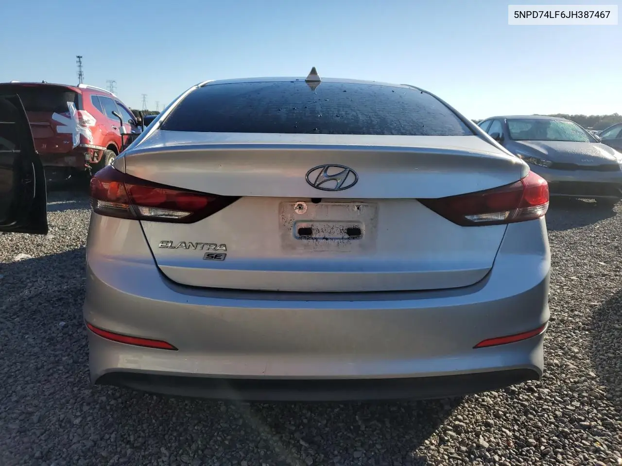 5NPD74LF6JH387467 2018 Hyundai Elantra Se