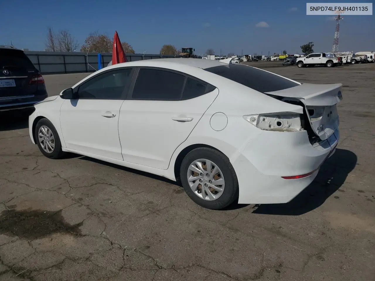 5NPD74LF9JH401135 2018 Hyundai Elantra Se