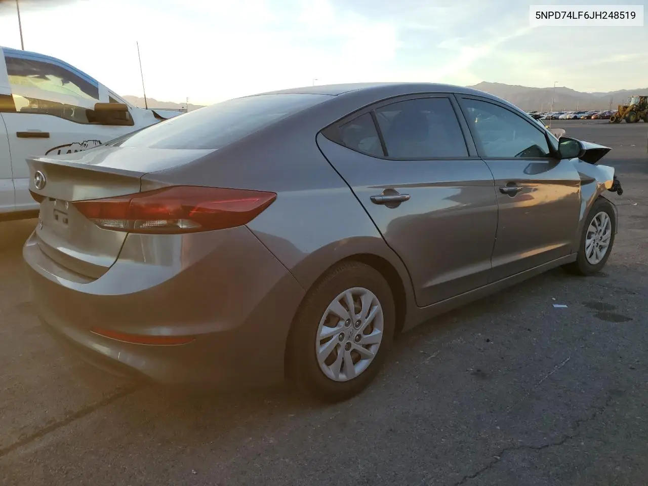 5NPD74LF6JH248519 2018 Hyundai Elantra Se