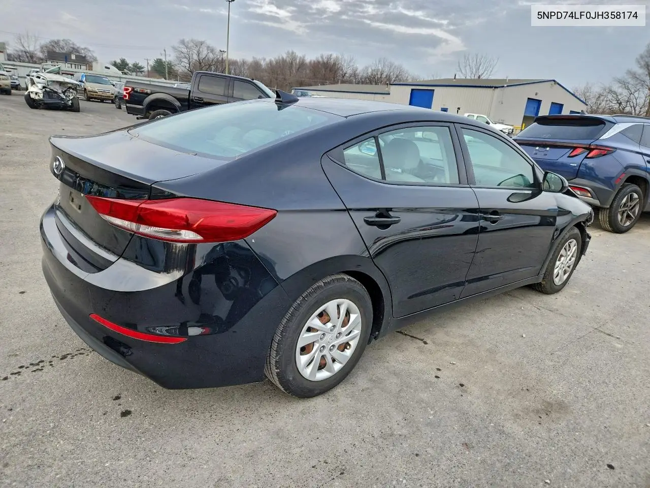 5NPD74LF0JH358174 2018 Hyundai Elantra Se