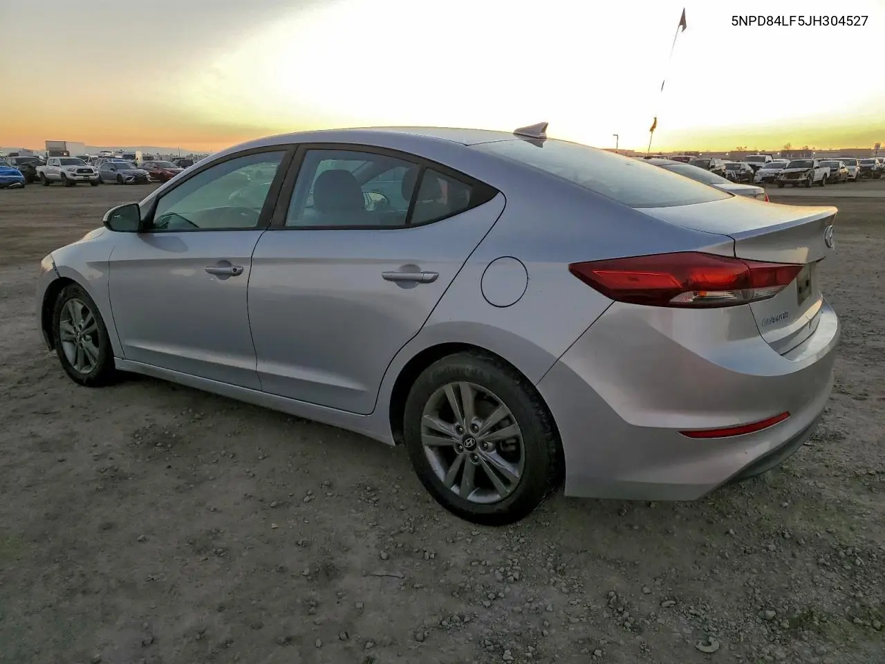 5NPD84LF5JH304527 2018 Hyundai Elantra Sel