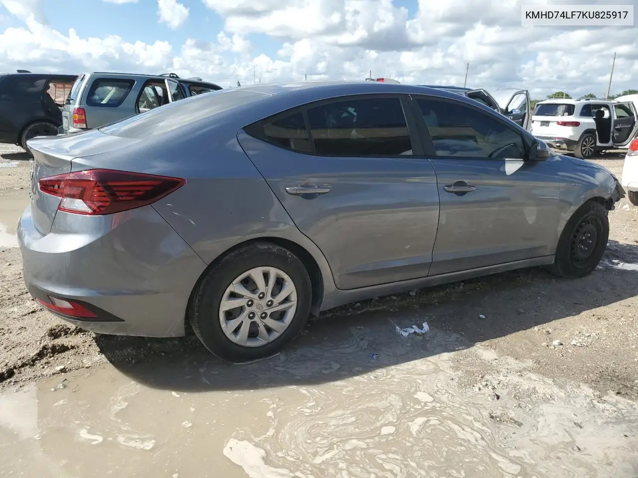 KMHD74LF7KU825917 2019 Hyundai Elantra Se