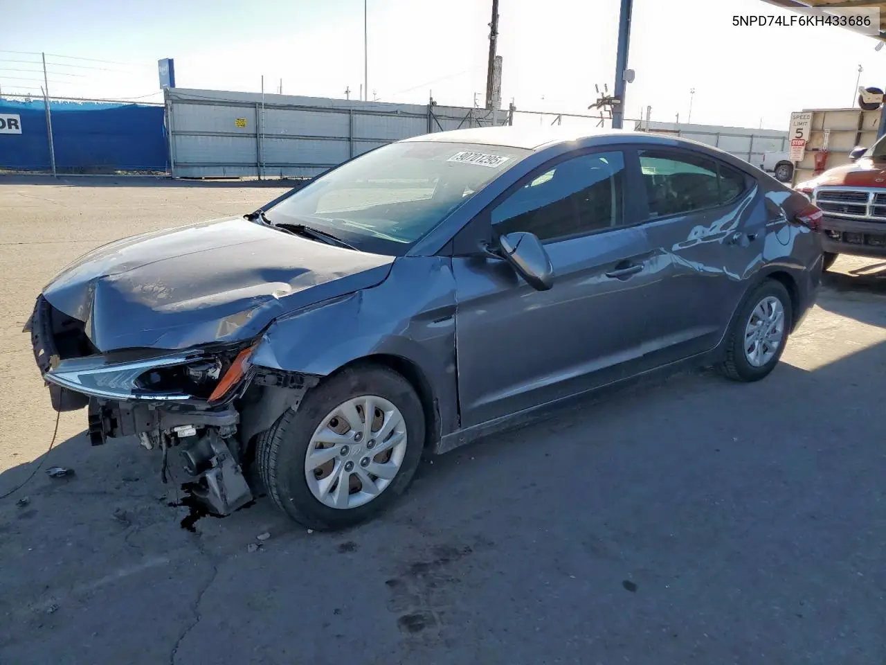 5NPD74LF6KH433686 2019 Hyundai Elantra Se