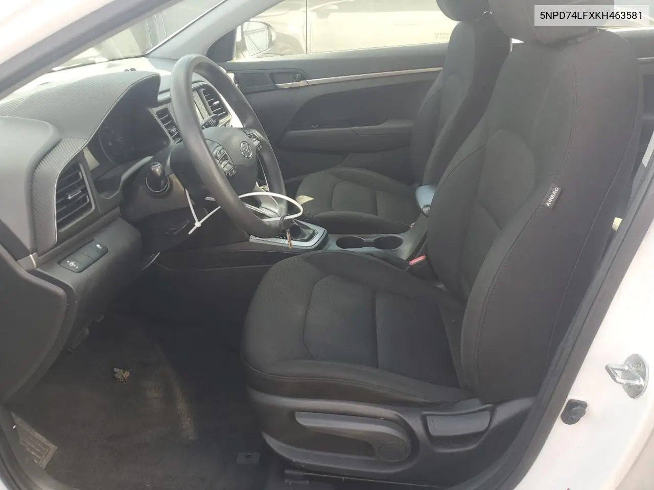 5NPD74LFXKH463581 2019 Hyundai Elantra Se