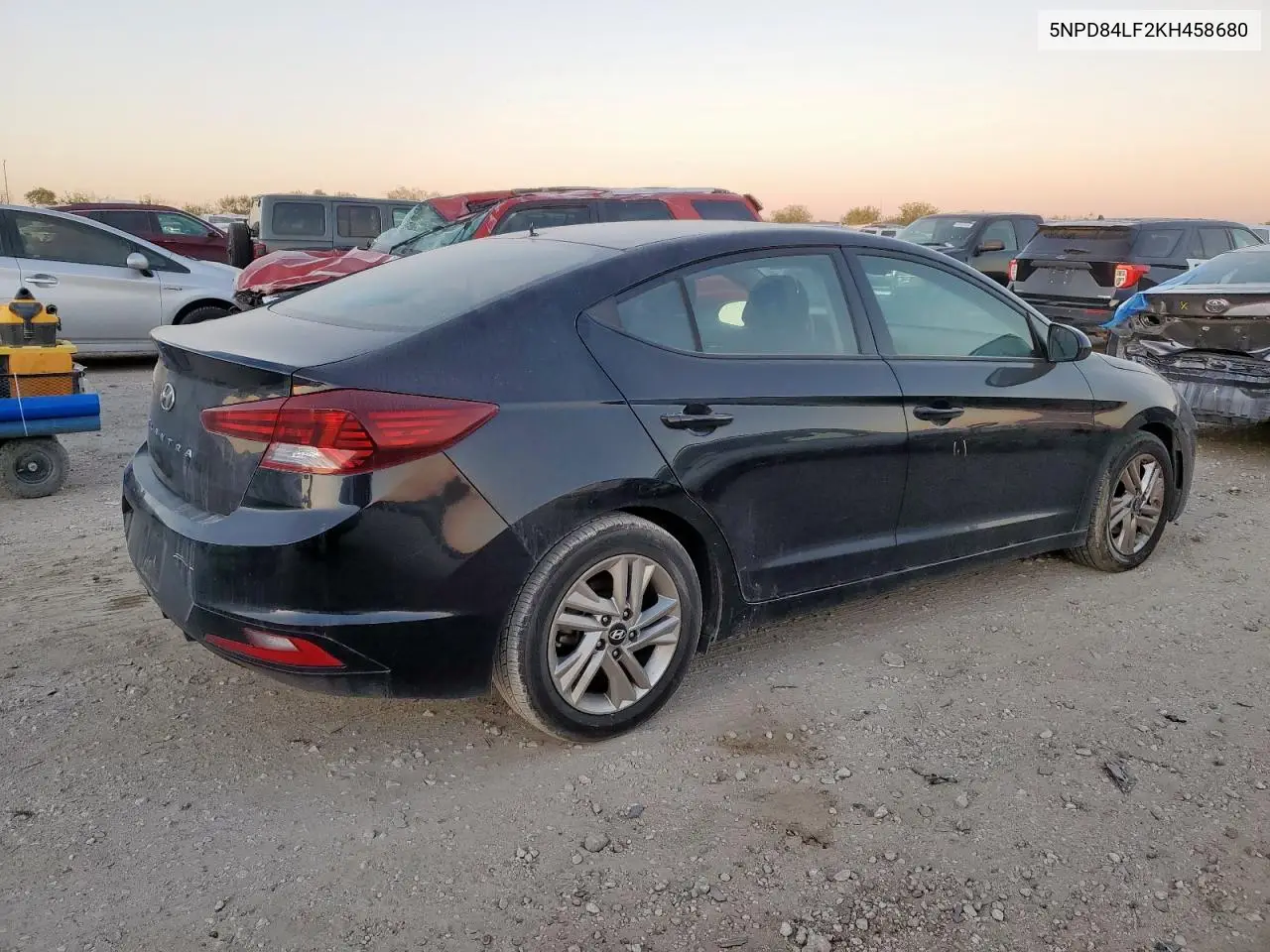 5NPD84LF2KH458680 2019 Hyundai Elantra Sel