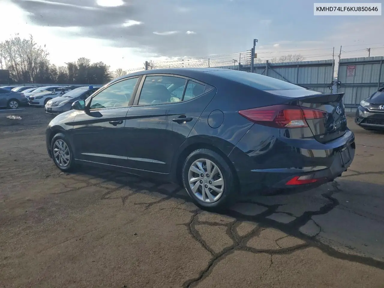 KMHD74LF6KU850646 2019 Hyundai Elantra Se