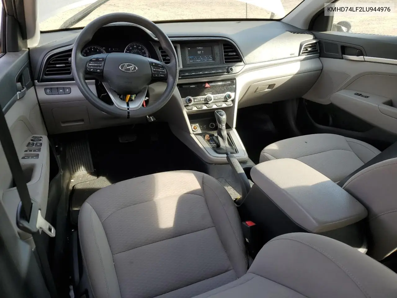 KMHD74LF2LU944976 2020 Hyundai Elantra Se