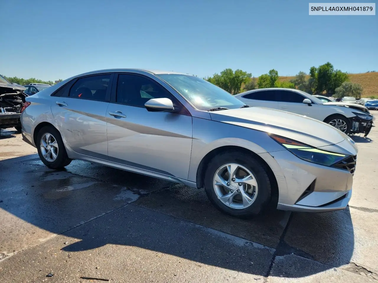 5NPLL4AGXMH041879 2021 Hyundai Elantra Se