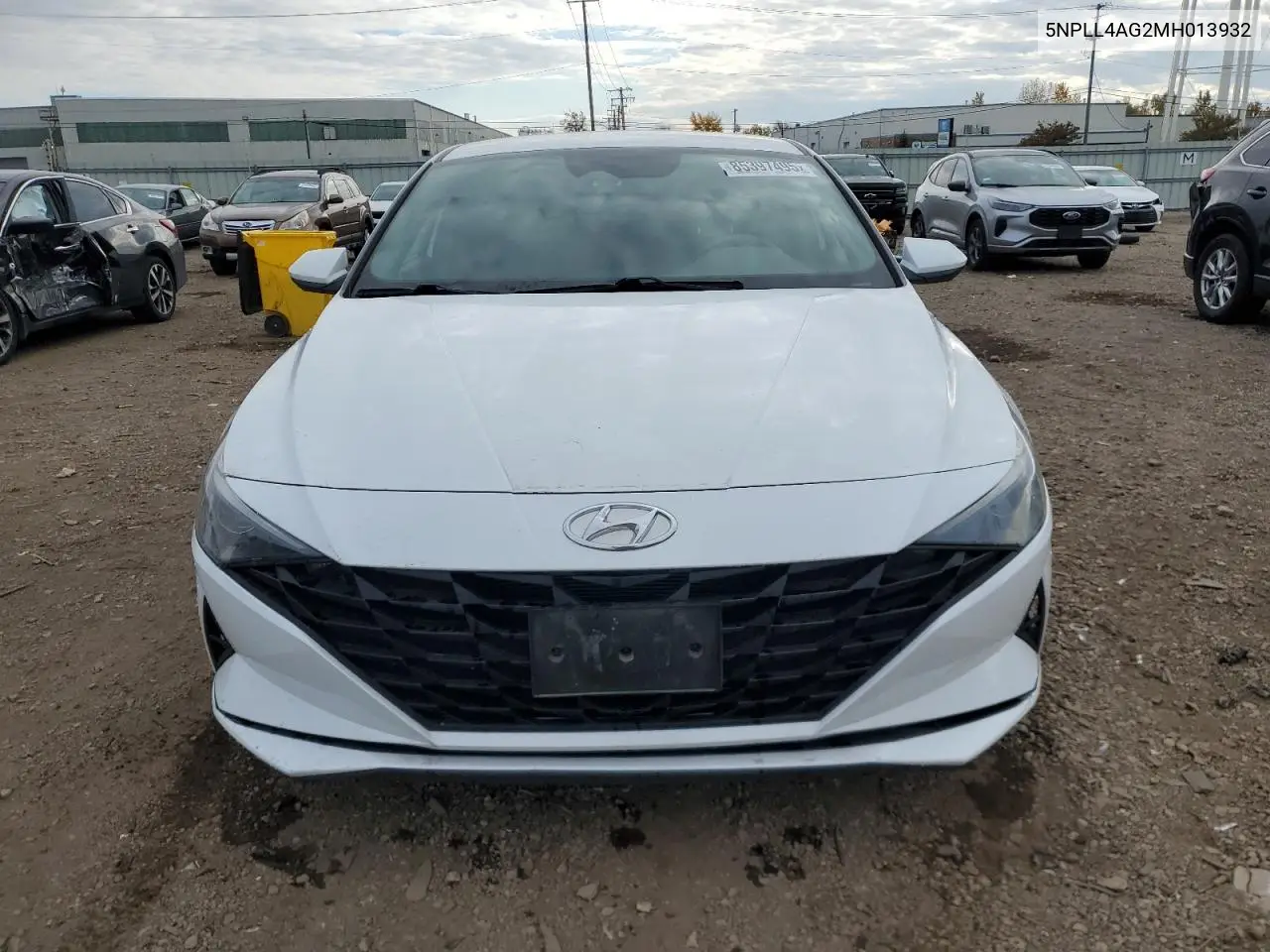 5NPLL4AG2MH013932 2021 Hyundai Elantra Se