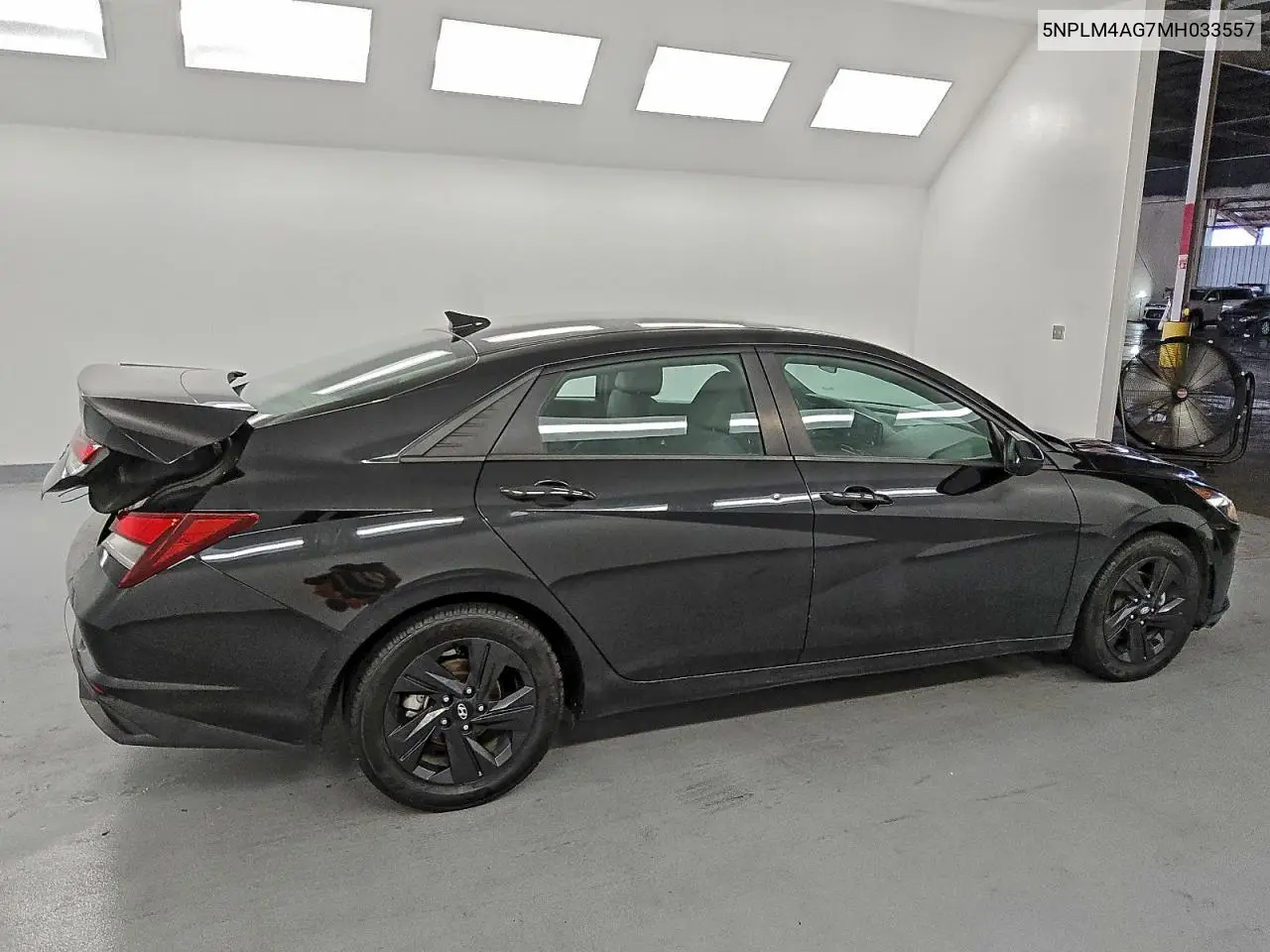 5NPLM4AG7MH033557 2021 Hyundai Elantra Sel
