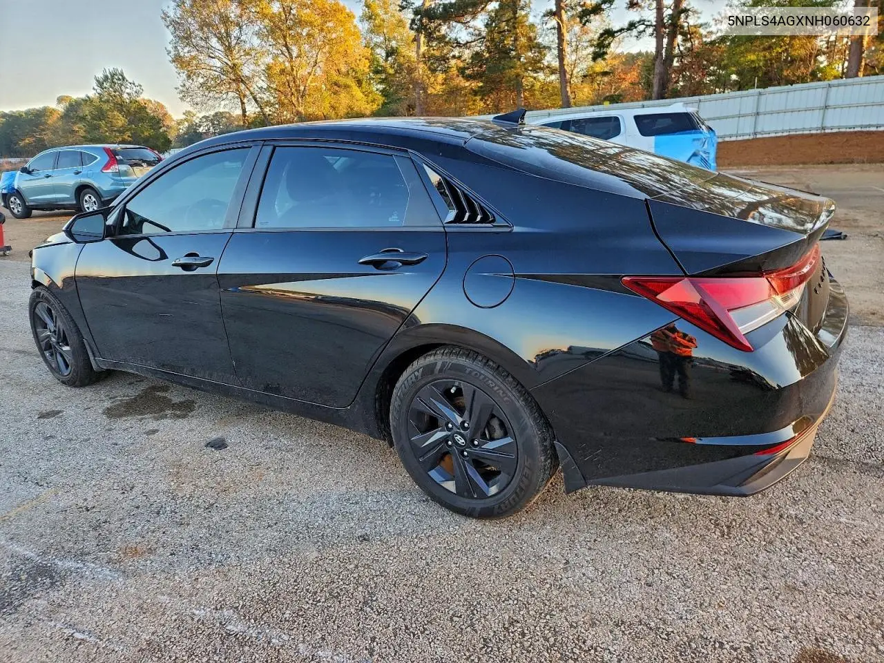 5NPLS4AGXNH060632 2022 Hyundai Elantra Sel