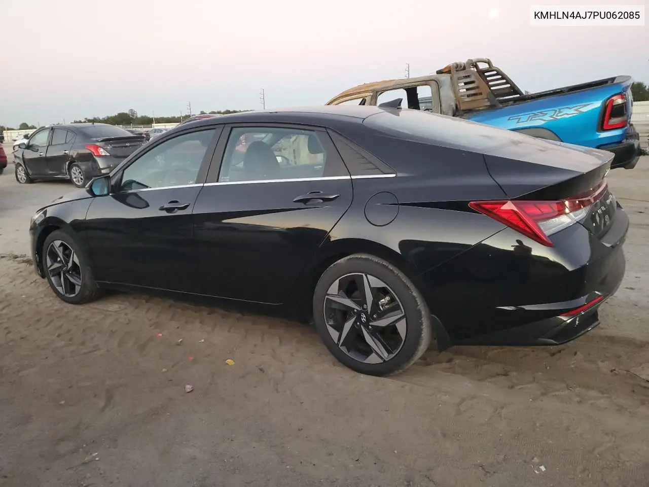 KMHLN4AJ7PU062085 2023 Hyundai Elantra Limited