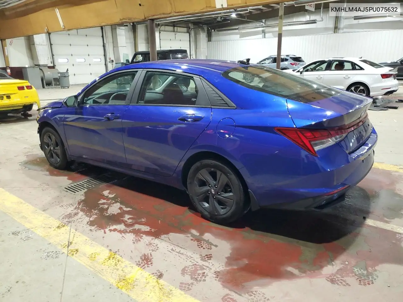KMHLM4AJ5PU075632 2023 Hyundai Elantra Blue