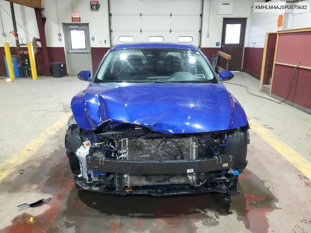 KMHLM4AJ5PU075632 2023 Hyundai Elantra Blue