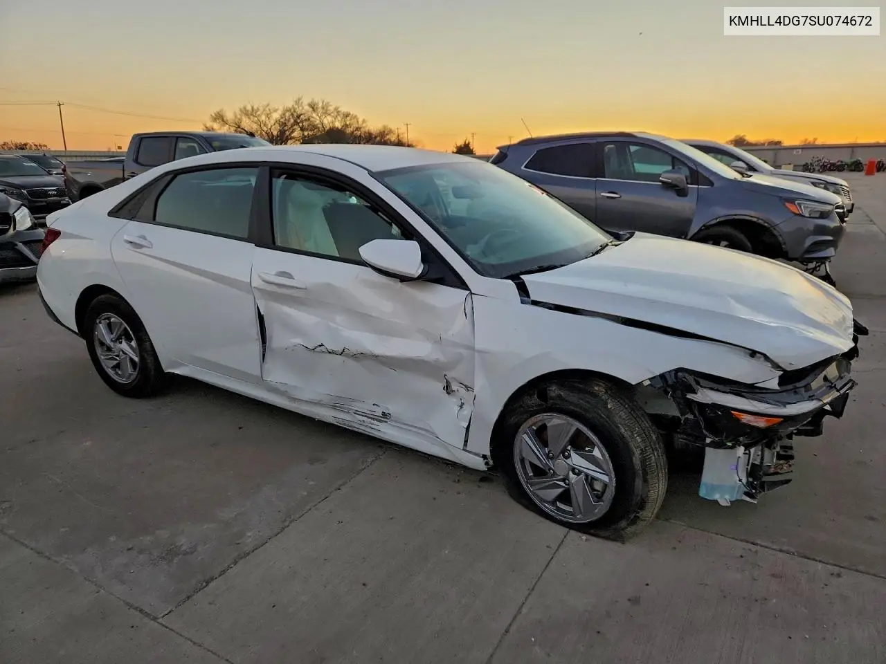 KMHLL4DG7SU074672 2025 Hyundai Elantra Se