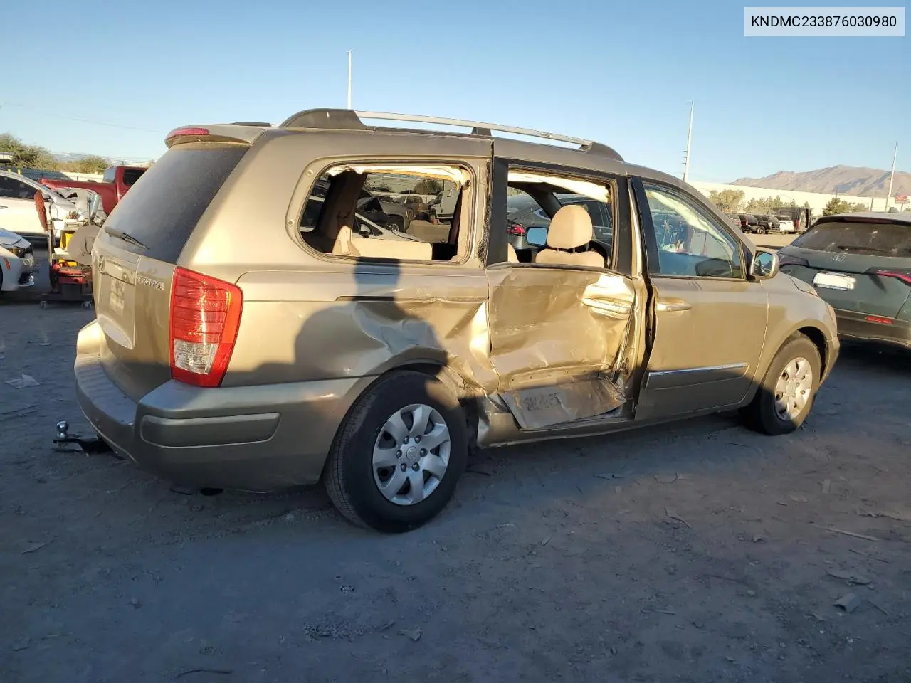 KNDMC233876030980 2007 Hyundai Entourage Gls