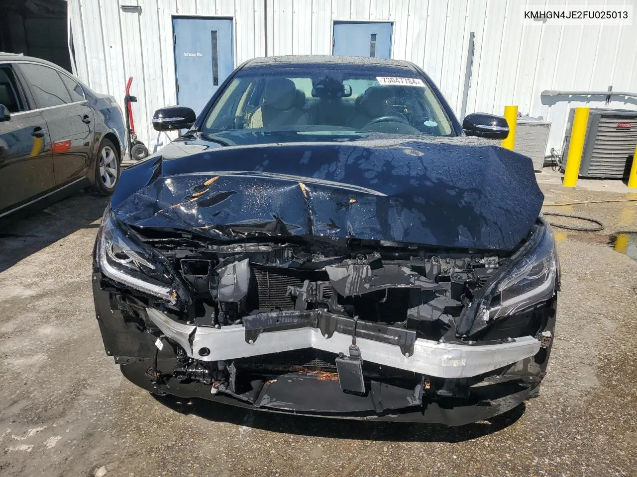 KMHGN4JE2FU025013 2015 Hyundai Genesis 3.8L