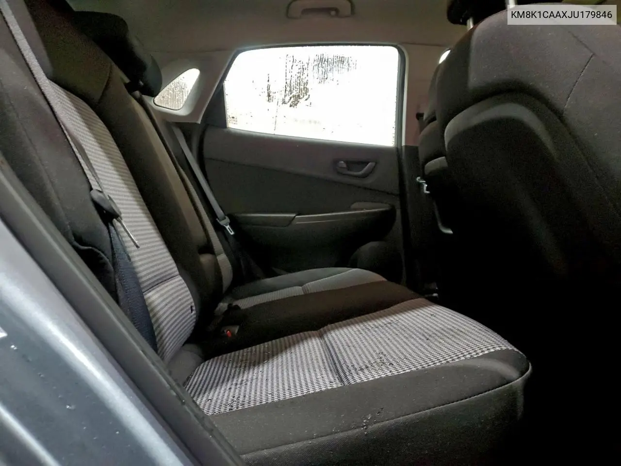 KM8K1CAAXJU179846 2018 Hyundai Kona Se