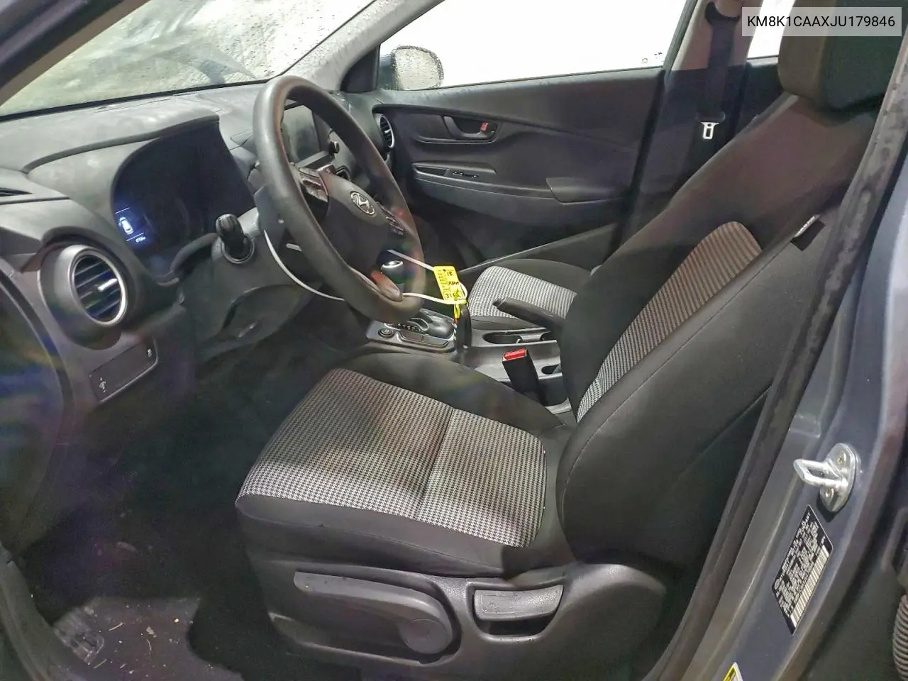 KM8K1CAAXJU179846 2018 Hyundai Kona Se