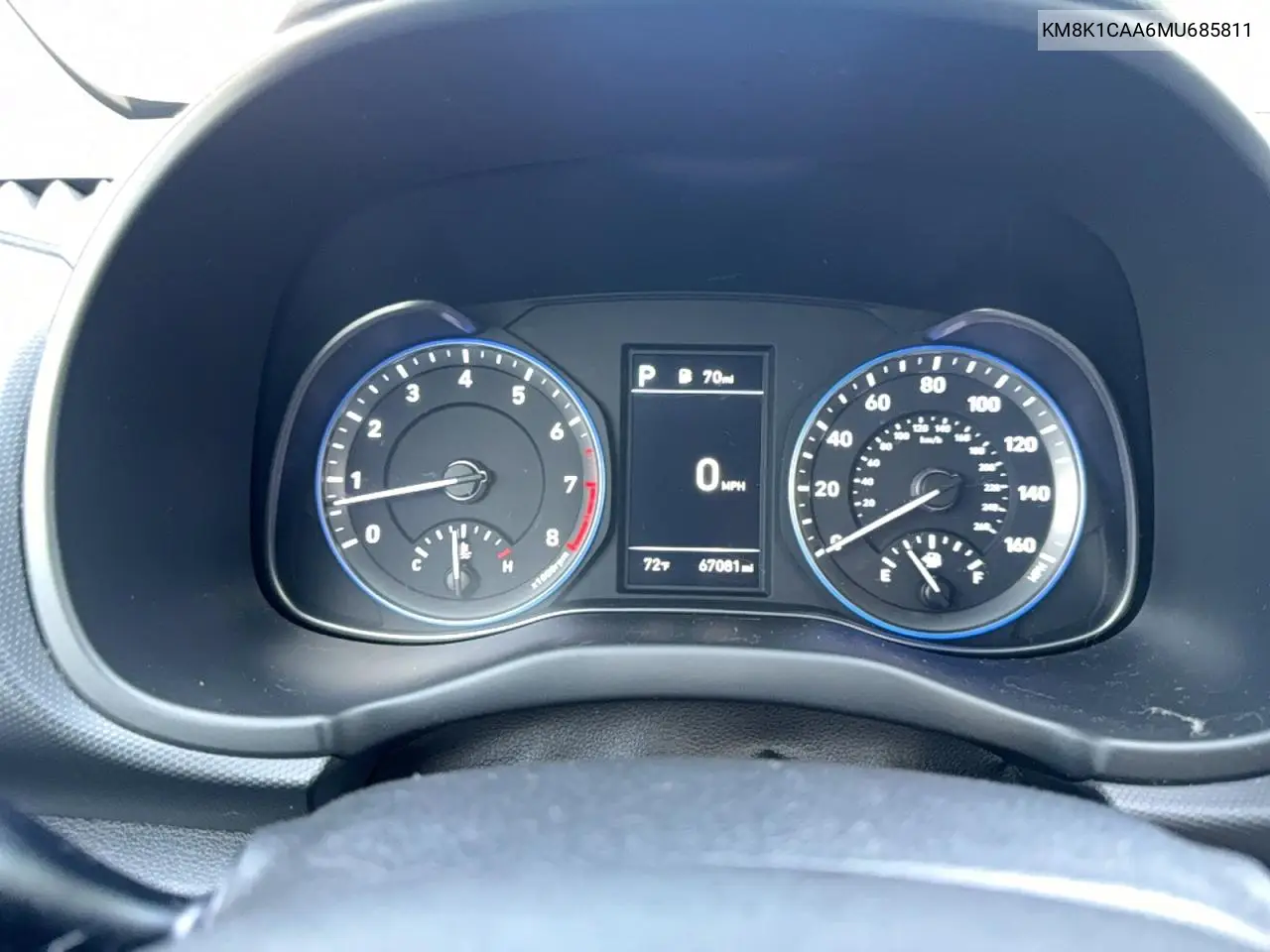 KM8K1CAA6MU685811 2021 Hyundai Kona Se