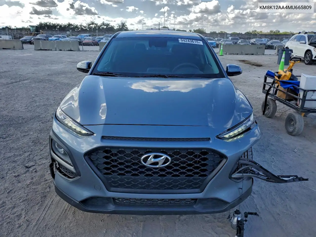 KM8K12AA4MU665809 2021 Hyundai Kona Se