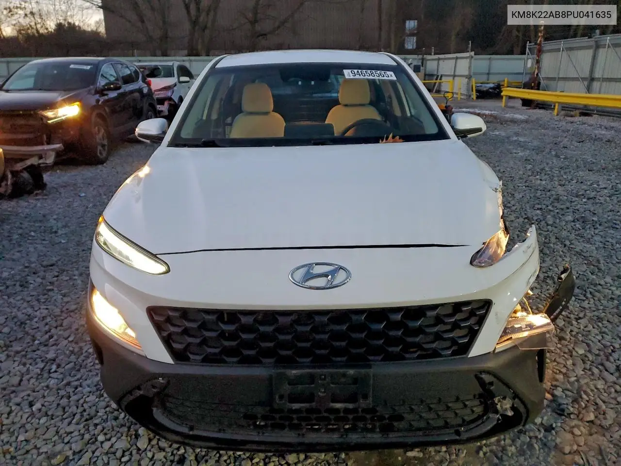 KM8K22AB8PU041635 2023 Hyundai Kona Se