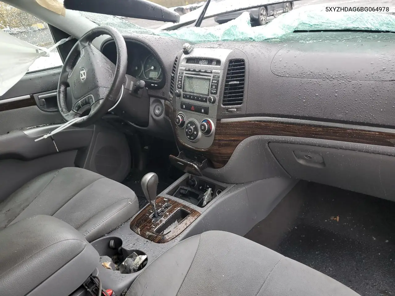 5XYZHDAG6BG064978 2011 Hyundai Santa Fe Se