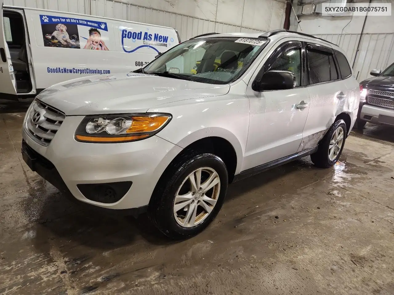 5XYZGDAB1BG075751 2011 Hyundai Santa Fe Gls
