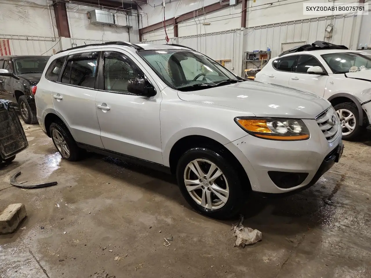 5XYZGDAB1BG075751 2011 Hyundai Santa Fe Gls