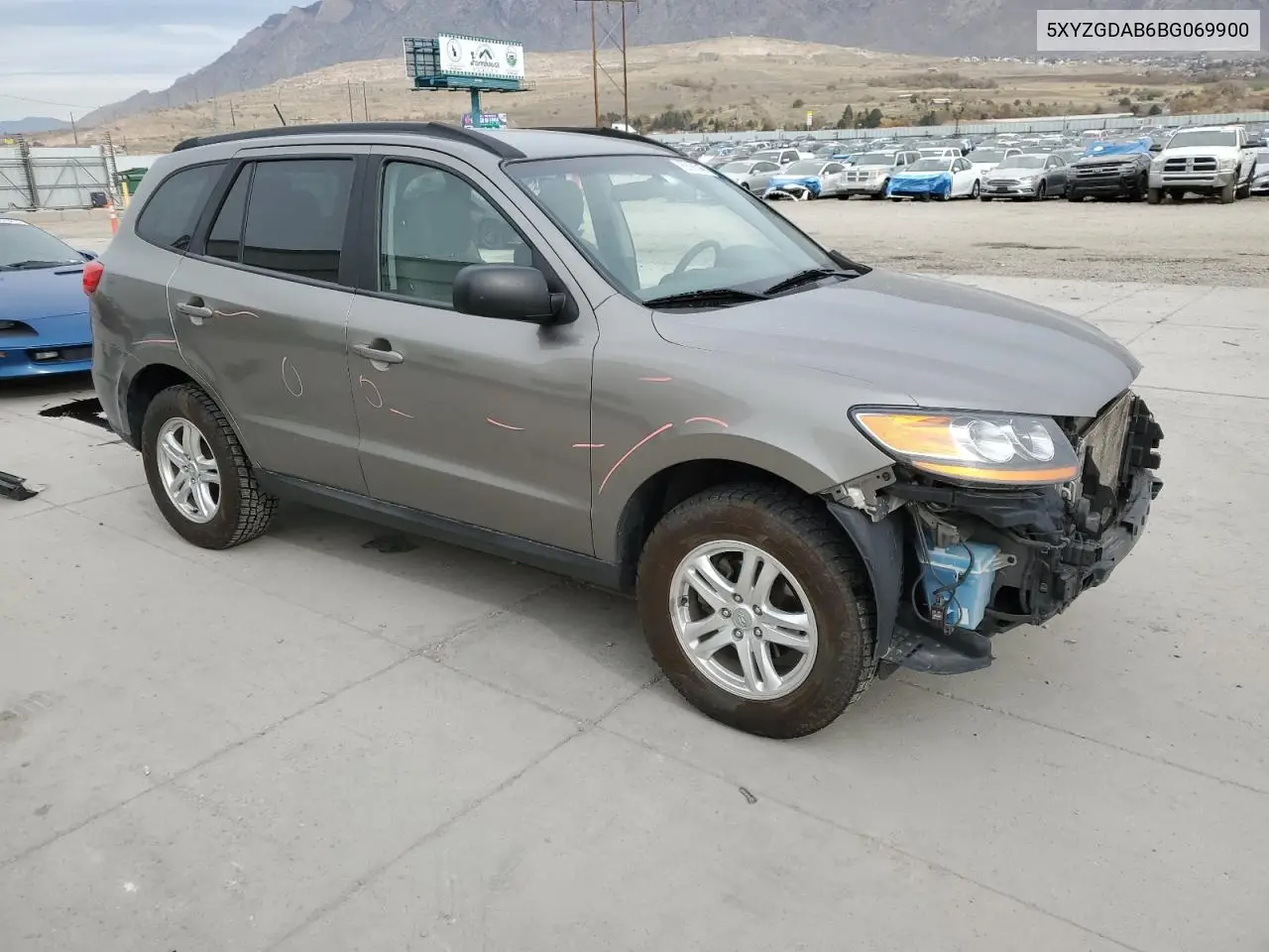 5XYZGDAB6BG069900 2011 Hyundai Santa Fe Gls
