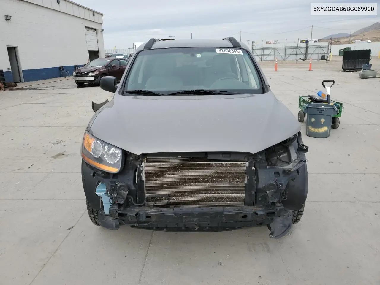 5XYZGDAB6BG069900 2011 Hyundai Santa Fe Gls