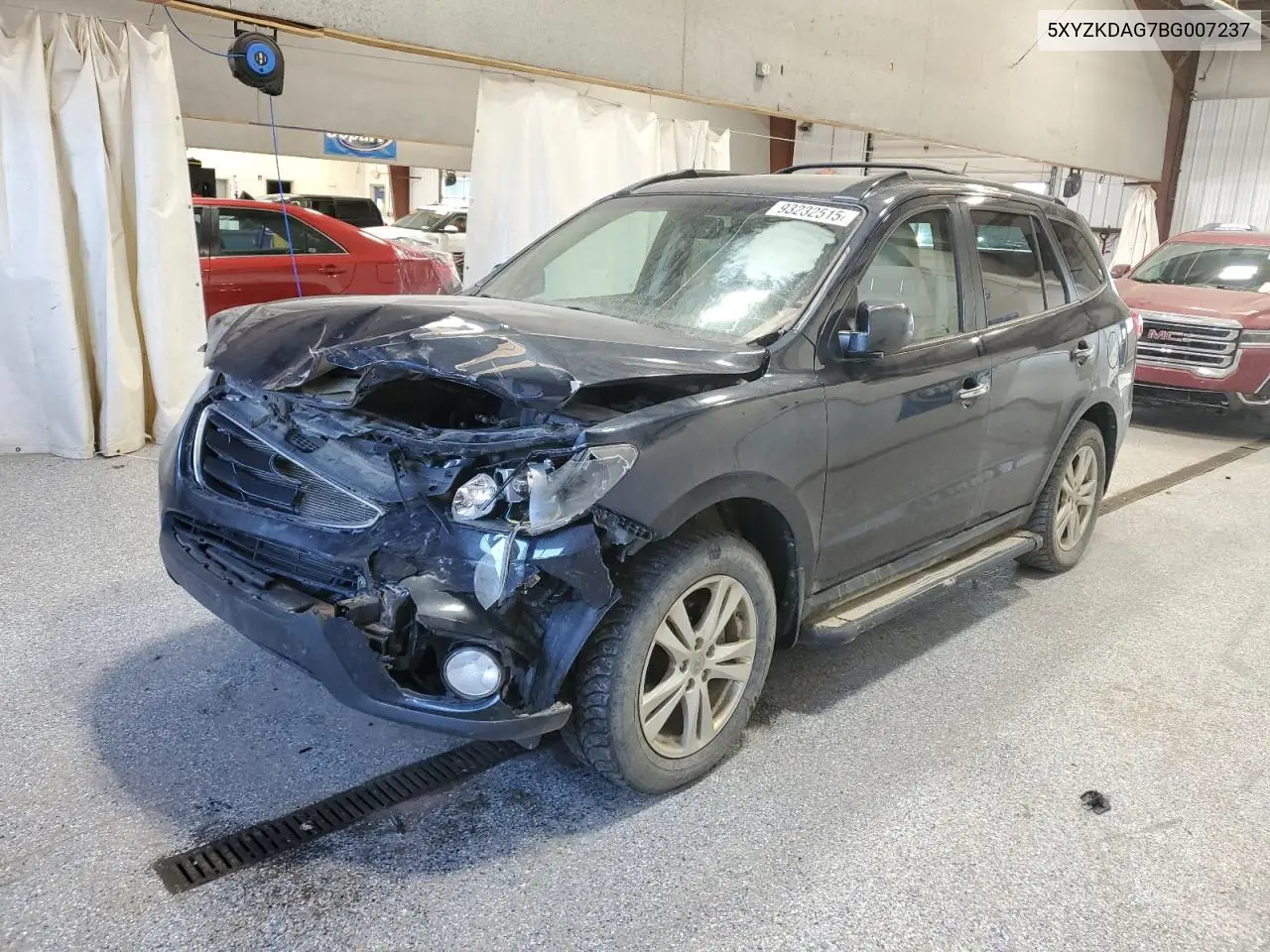 5XYZKDAG7BG007237 2011 Hyundai Santa Fe Limited
