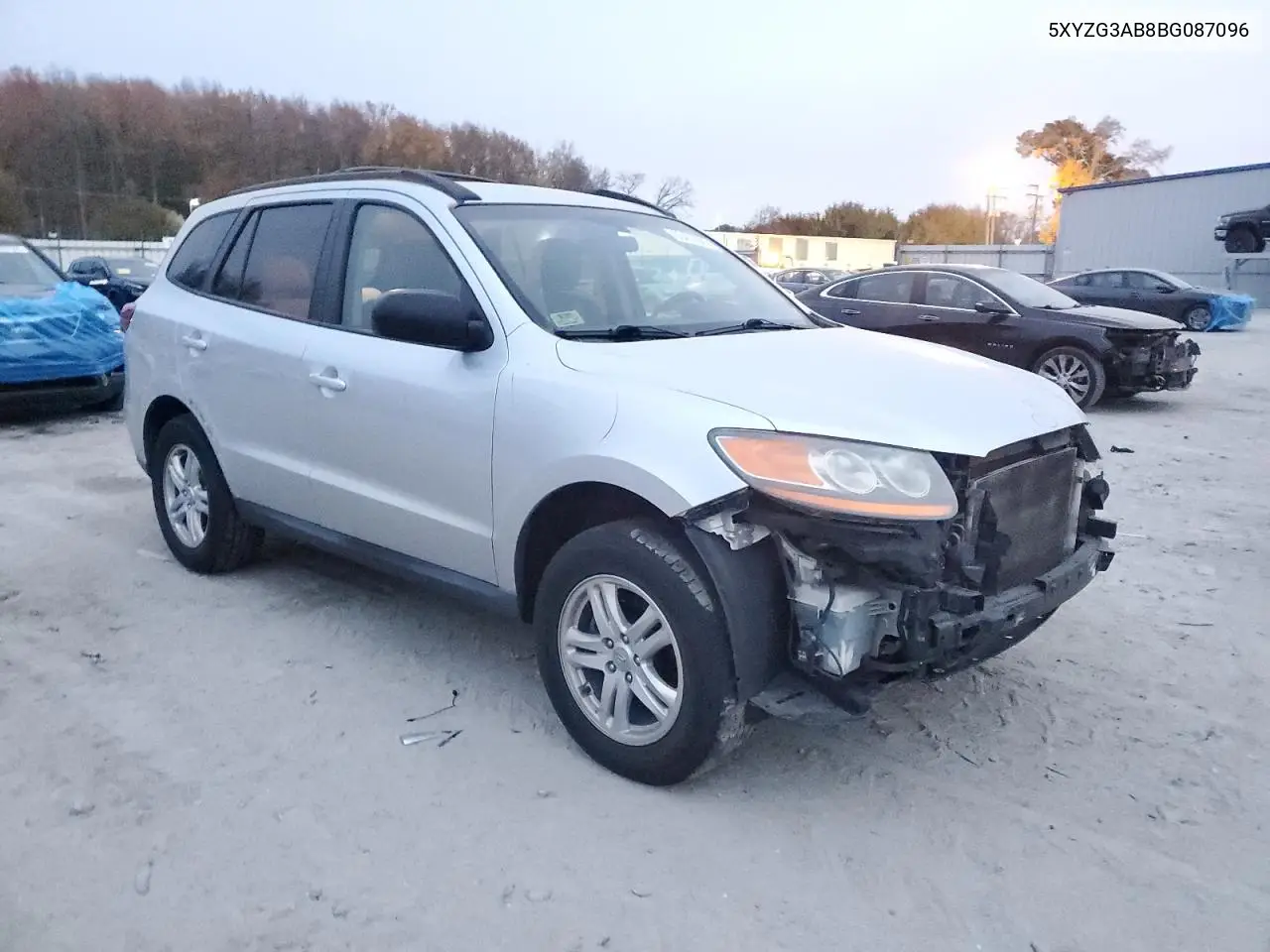 5XYZG3AB8BG087096 2011 Hyundai Santa Fe Gls