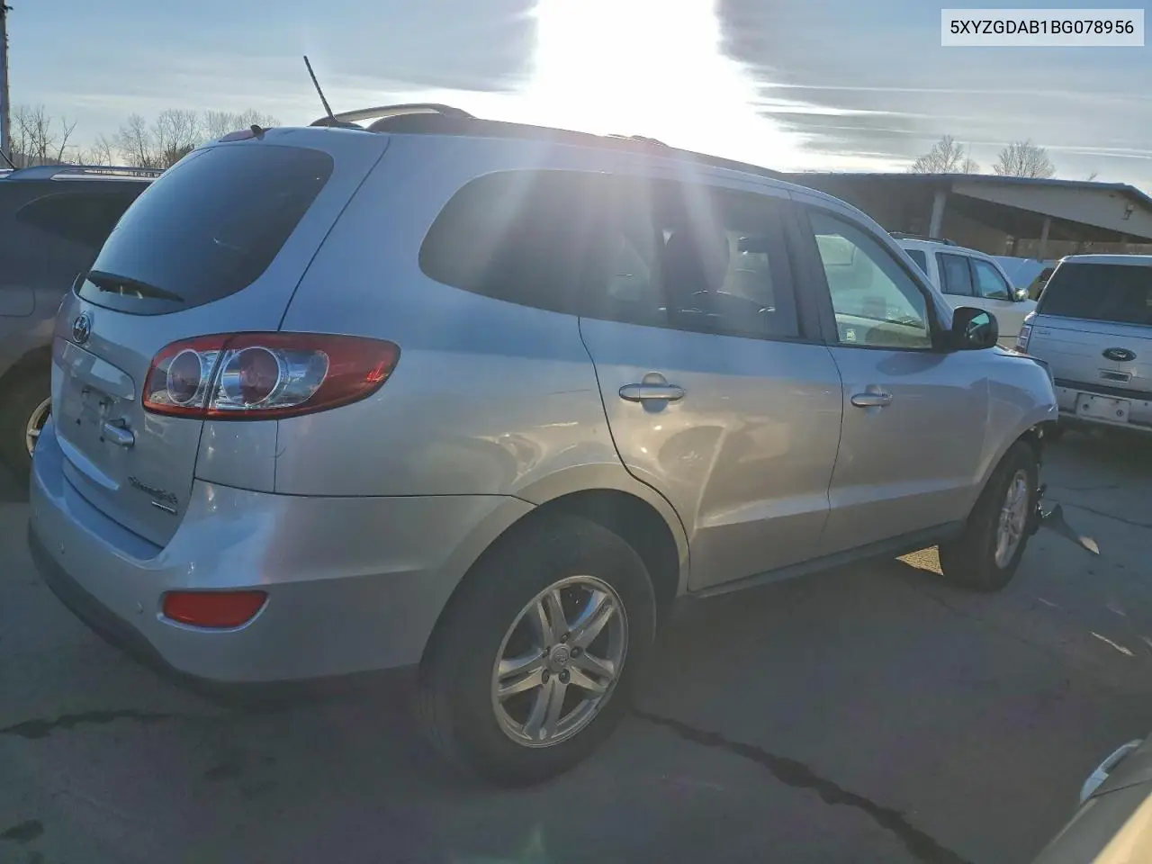 5XYZGDAB1BG078956 2011 Hyundai Santa Fe Gls