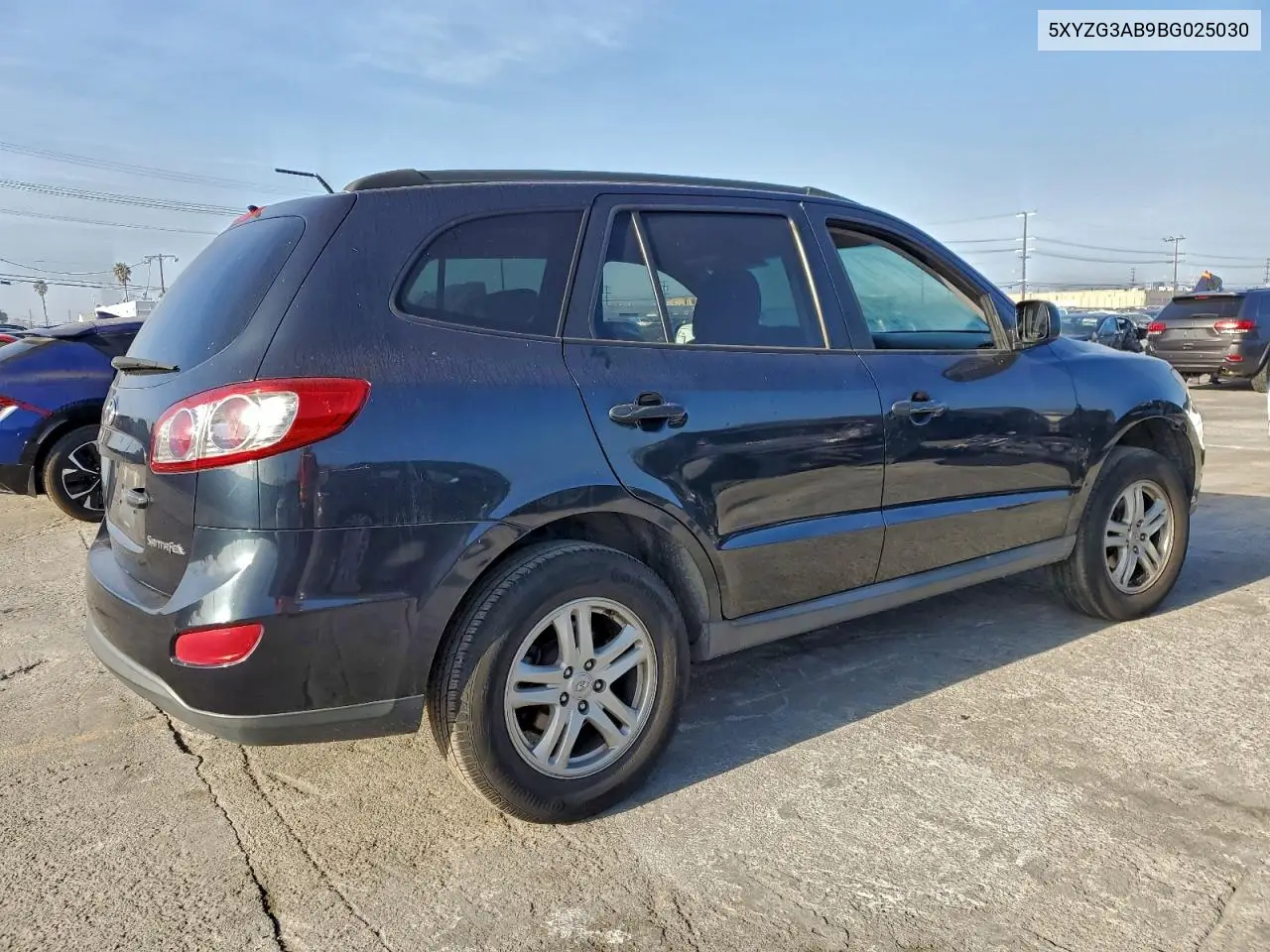 5XYZG3AB9BG025030 2011 Hyundai Santa Fe Gls