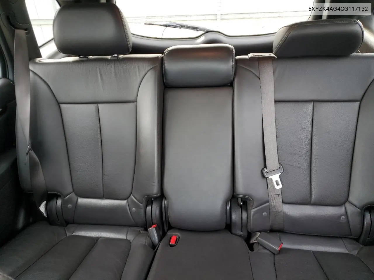 5XYZK4AG4CG117132 2012 Hyundai Santa Fe Limited