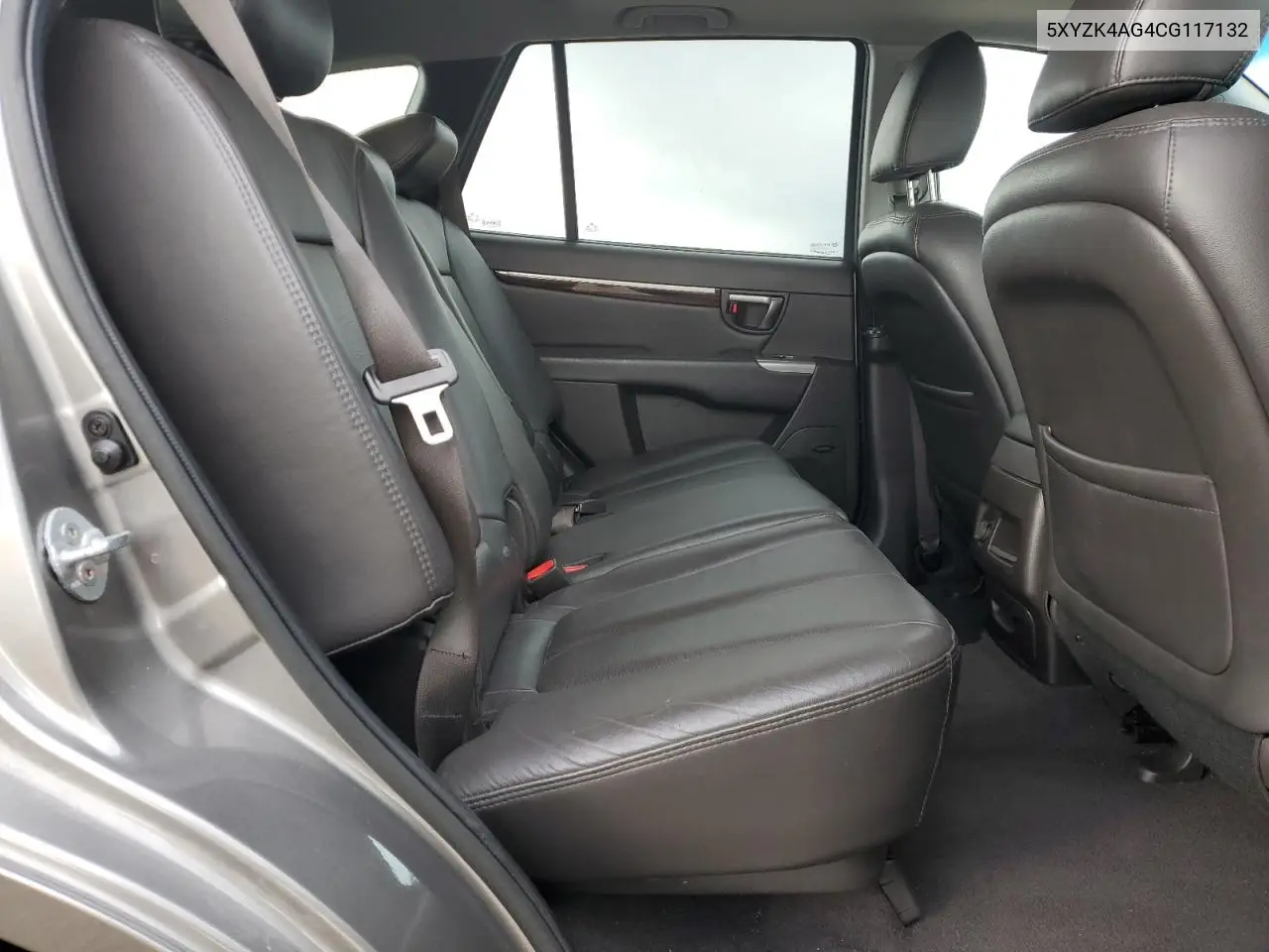 5XYZK4AG4CG117132 2012 Hyundai Santa Fe Limited