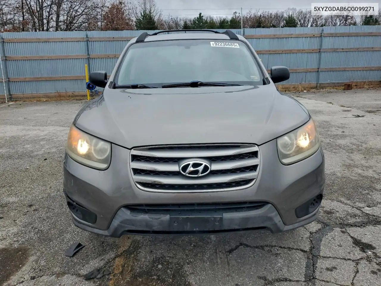 5XYZGDAB6CG099271 2012 Hyundai Santa Fe Gls