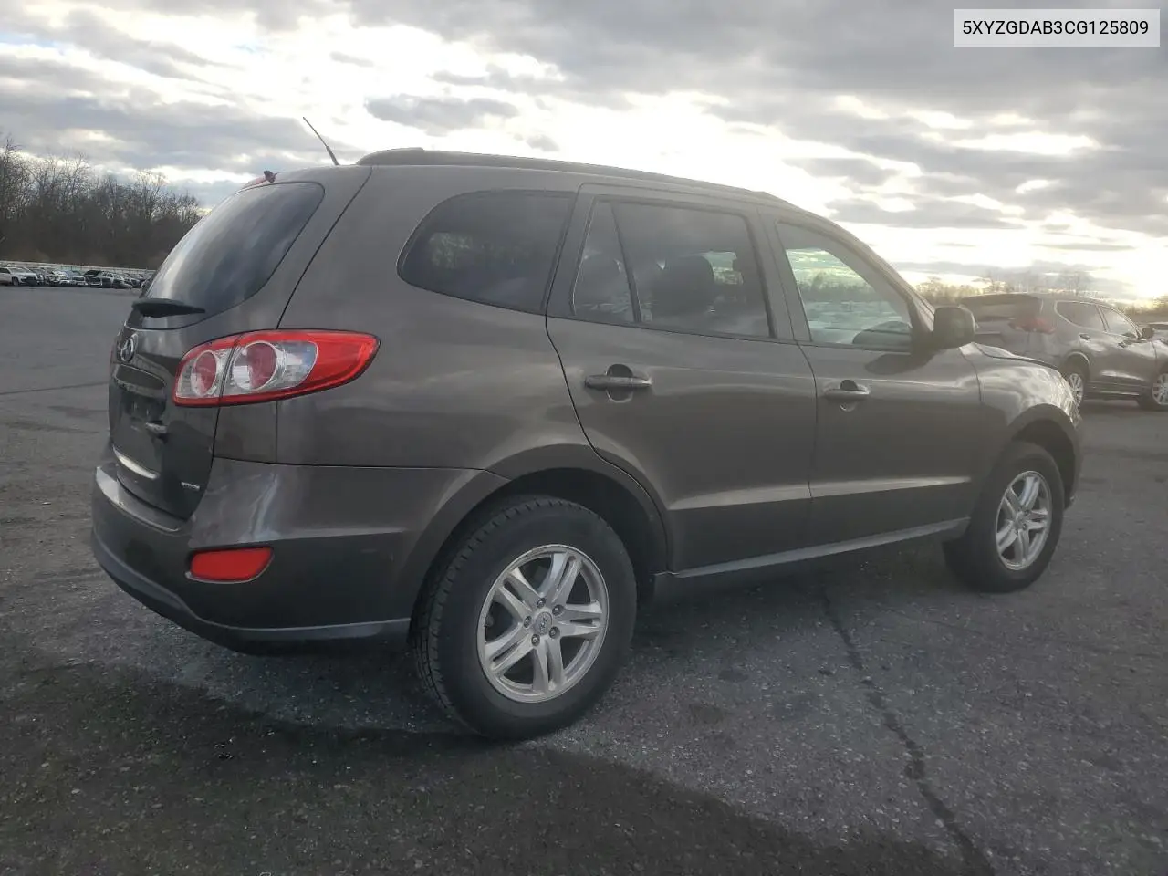5XYZGDAB3CG125809 2012 Hyundai Santa Fe Gls
