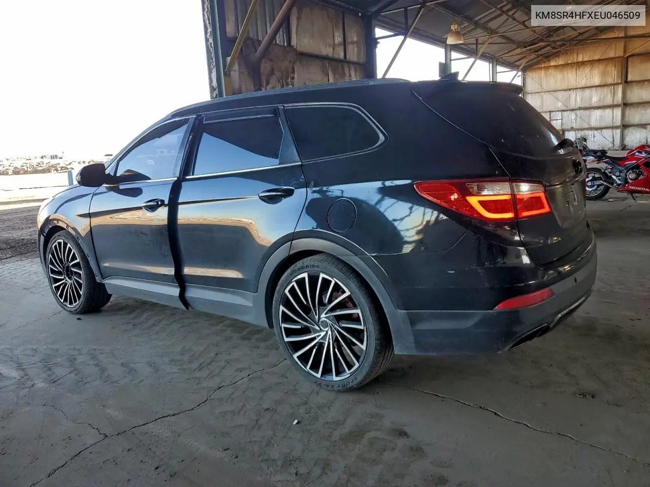 KM8SR4HFXEU046509 2014 Hyundai Santa Fe Gls