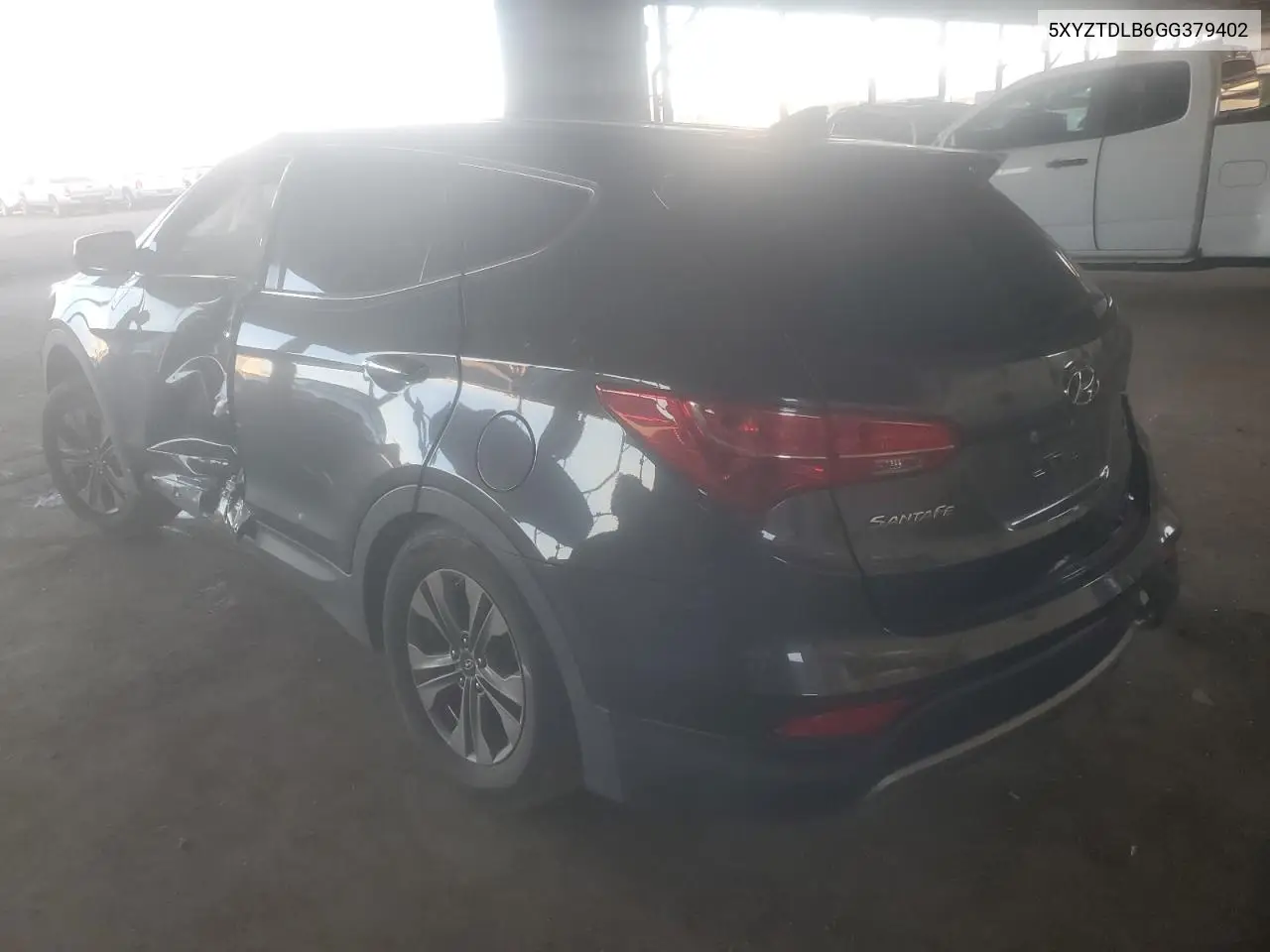 5XYZTDLB6GG379402 2016 Hyundai Santa Fe Sport