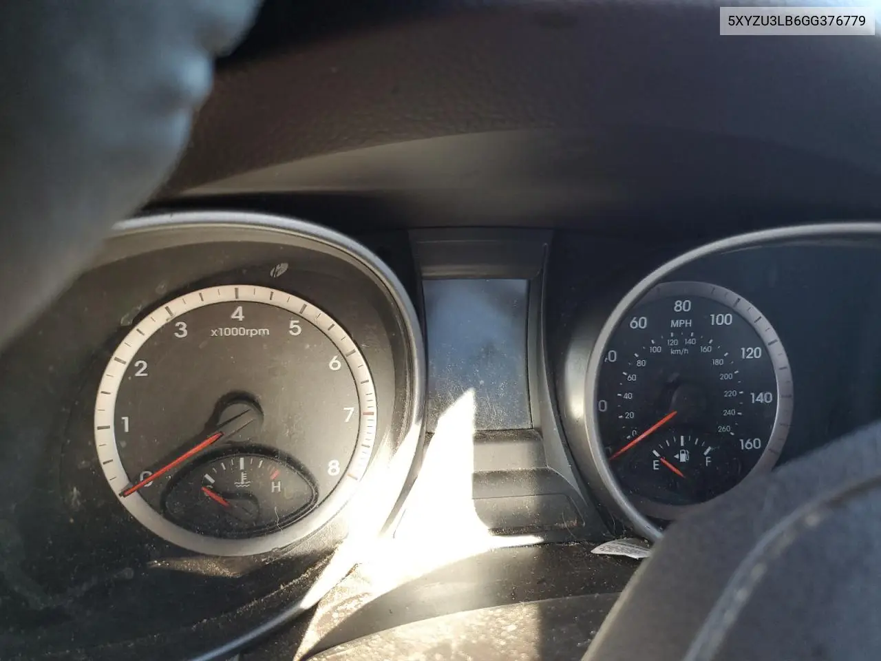 5XYZU3LB6GG376779 2016 Hyundai Santa Fe Sport