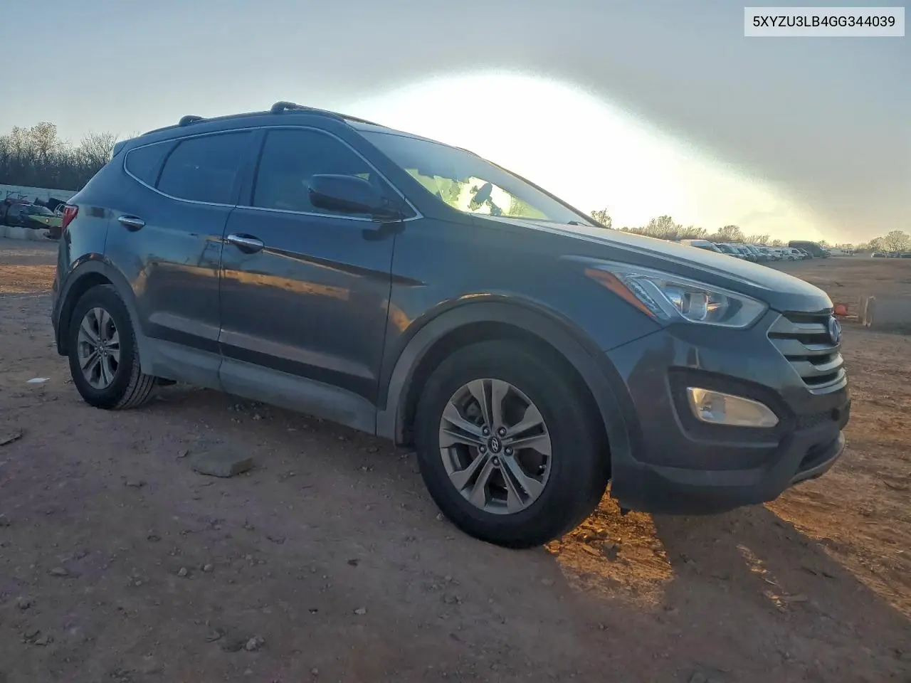 5XYZU3LB4GG344039 2016 Hyundai Santa Fe Sport